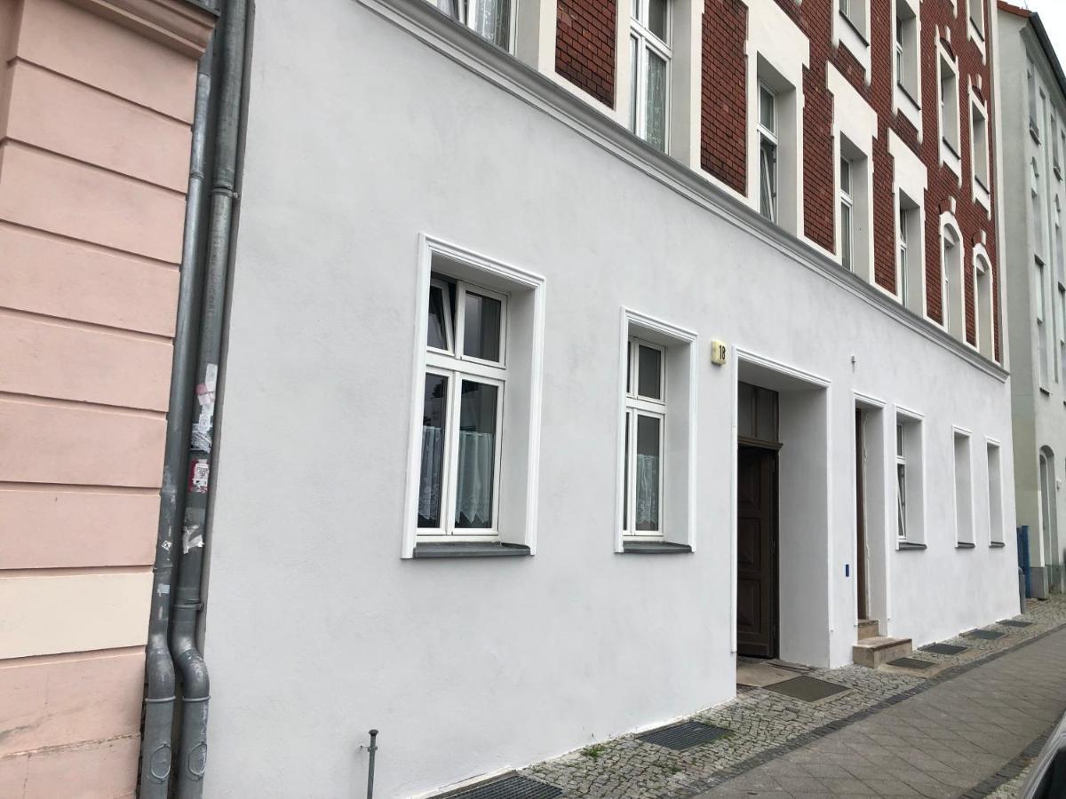 Modernes Apartment Lieblingsfleck I 2 Schlafzimmer I 4 Betten I Zentrumsnah Eberswalde Esterno foto